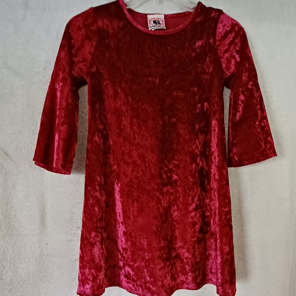 Dream Girl Pull On Dress,Size 10/12 Red Velvet With 3/4 Bell Sleeve